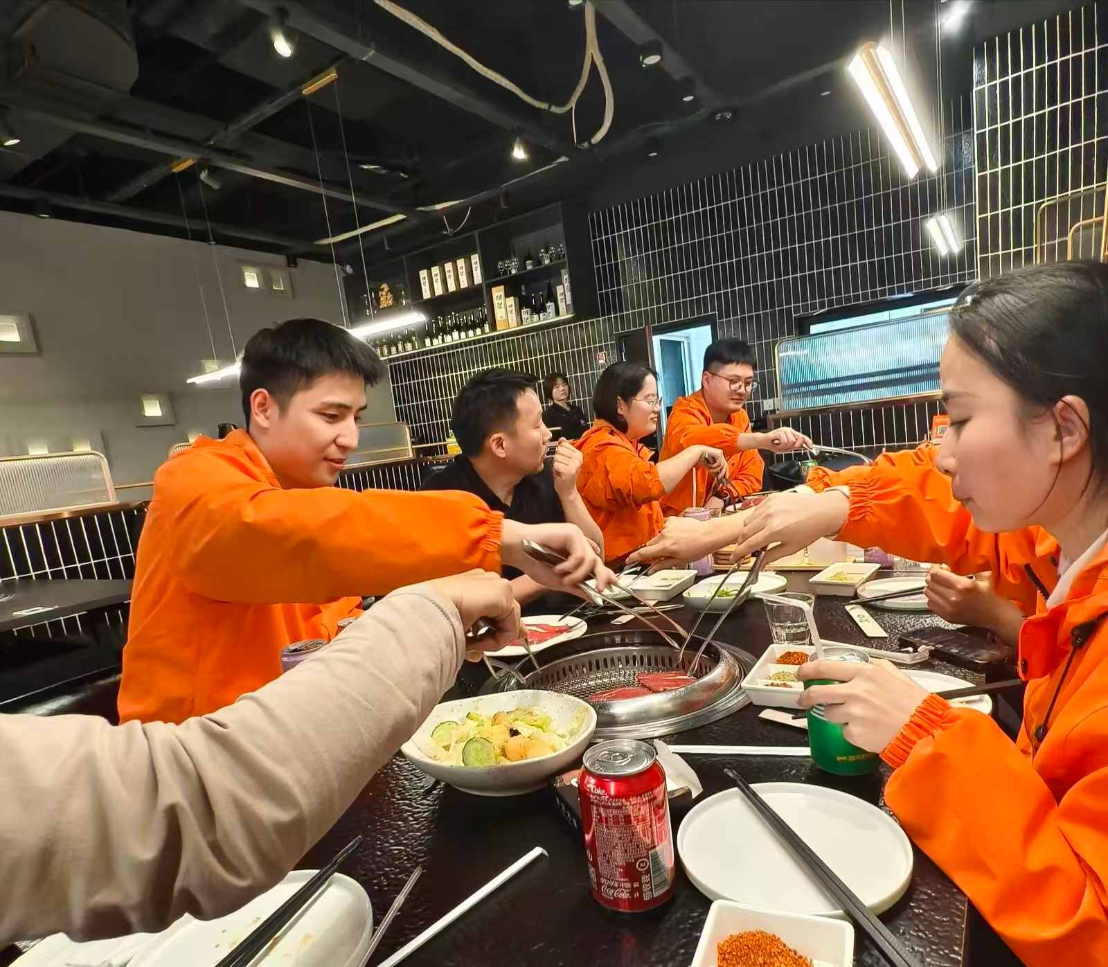 팀 빌딩 활동은 Zhejiang SEAVER가 가정용 커피 머신의 R&D 및 생산을 최적화하는 데 어떻게 도움이 됩니까?